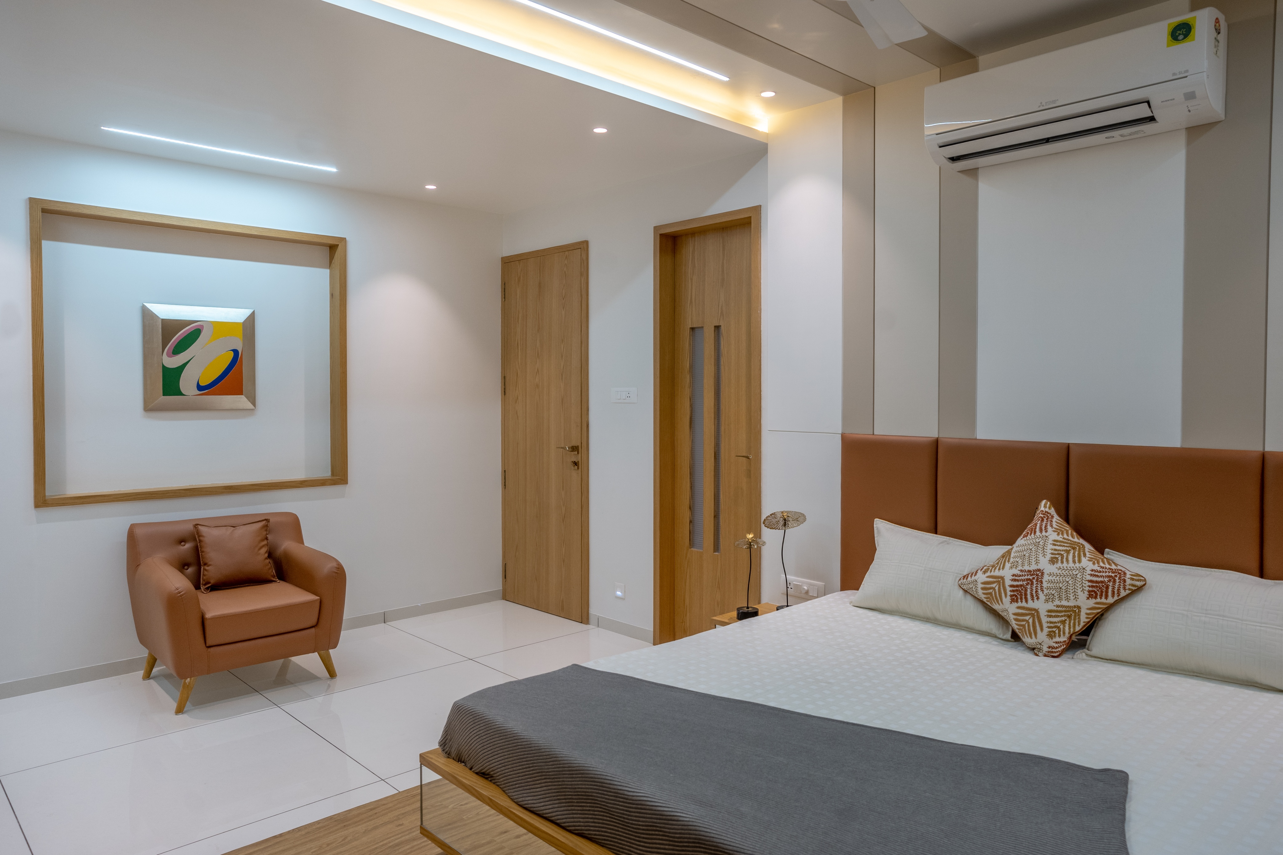 4 BHK Gallery 8